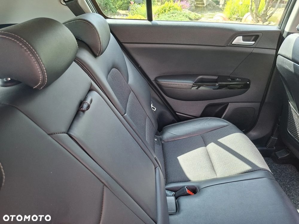 Kia Sportage - 32