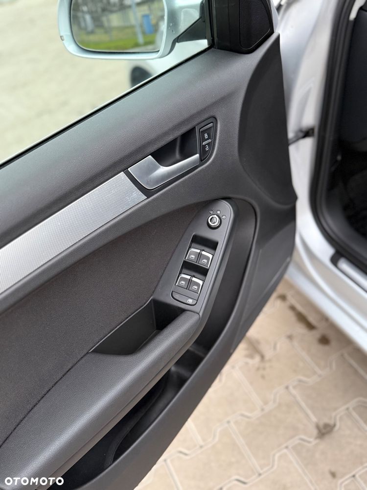 Audi A4 Avant 2.0 TDI DPF quattro S tronic Ambition - 29