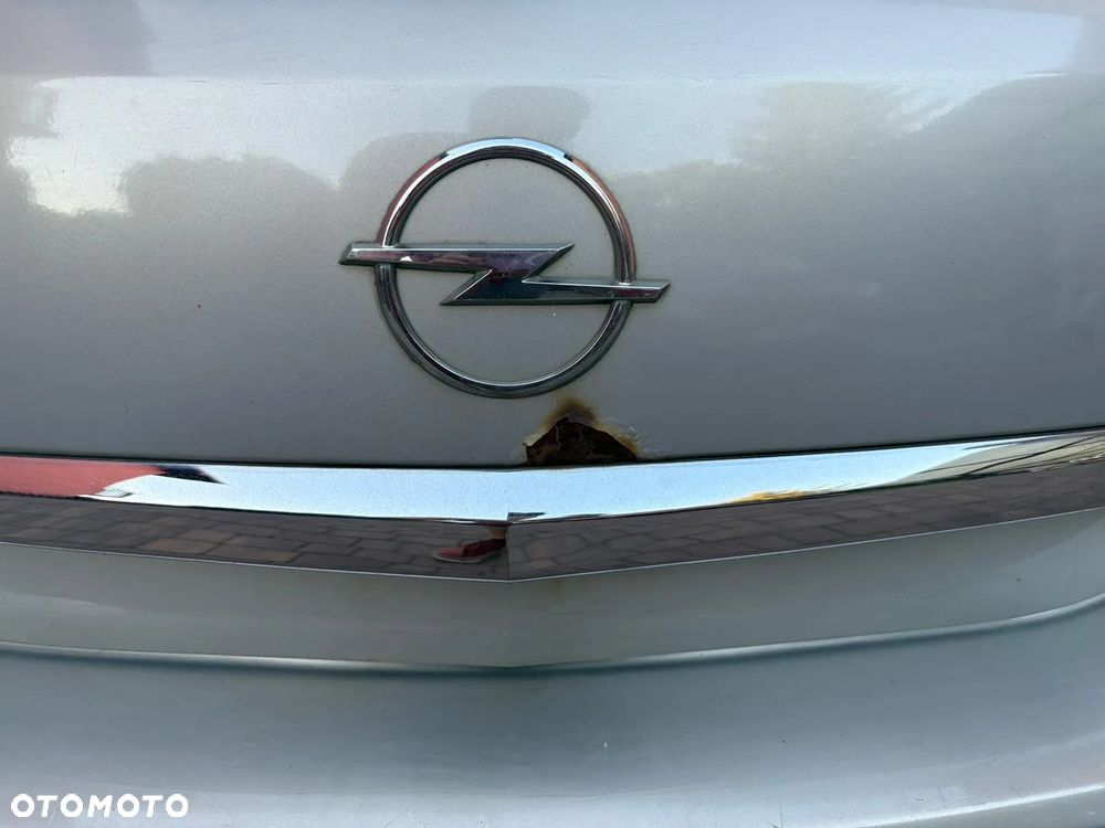 Opel Astra III 1.4 Enjoy - 15