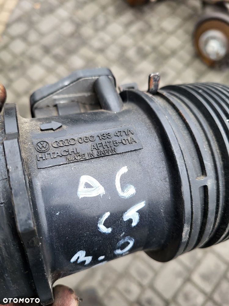 Przepływomierz audi a6 c5 3.0 benzyna