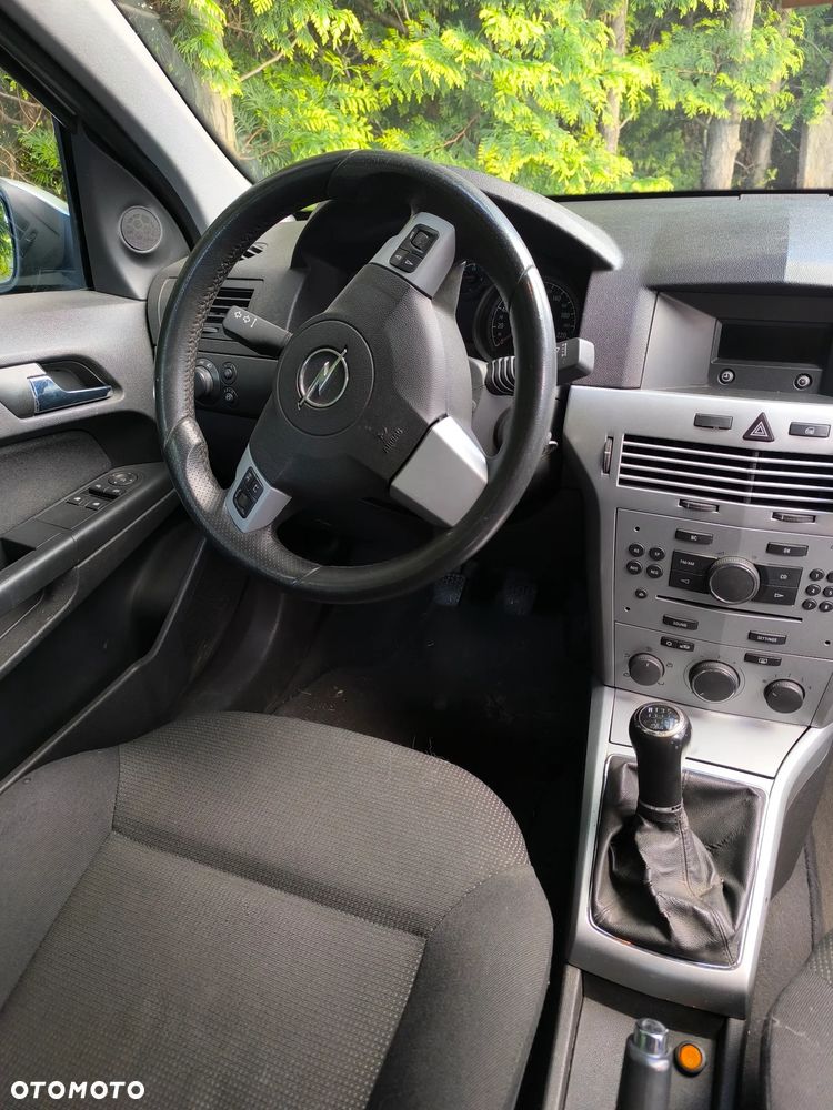 Opel Astra 1.7 CDTI - 20