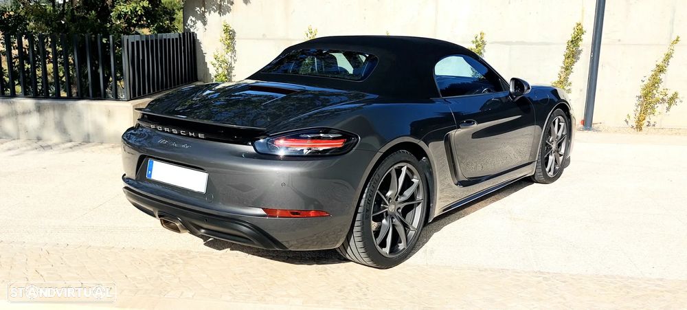 Porsche 718 Boxster PDK - 32