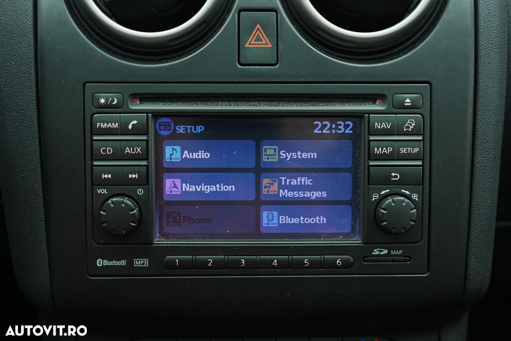 Nissan Qashqai 2.0 DCI DPF 4X4 Acenta SP - 36