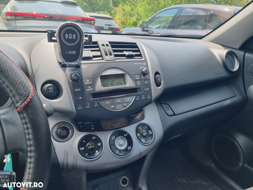 Toyota RAV4 2.0 Aut Executive - 9