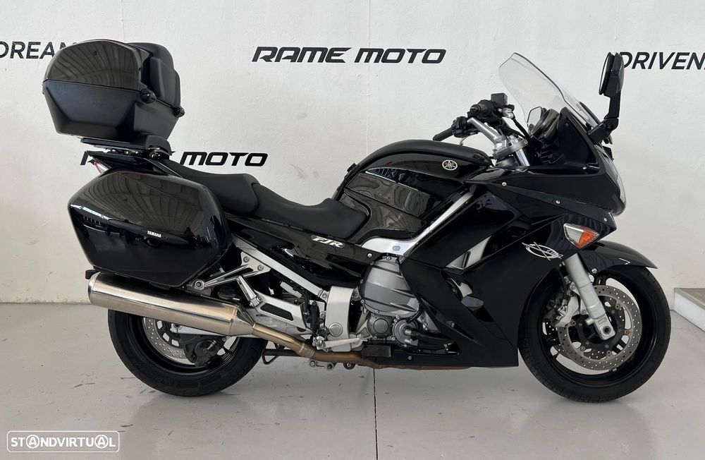 Yamaha FJR 1300 - 1