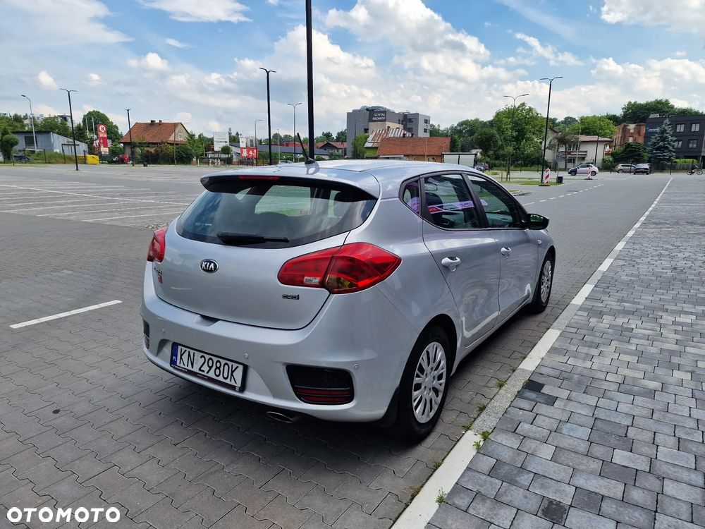 Kia Ceed 1.6 CRDi M - 27