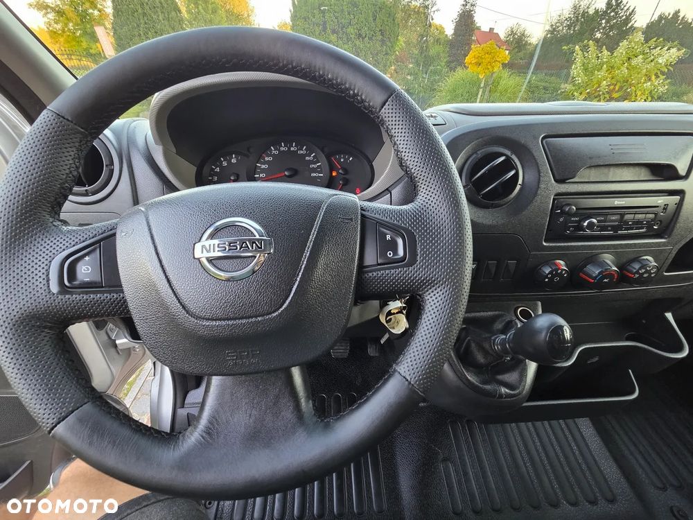 Nissan NV400 - 31