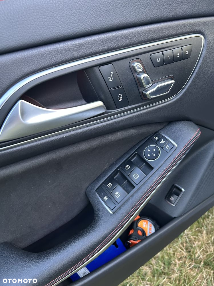 Mercedes-Benz CLA AMG 45 4-Matic - 21