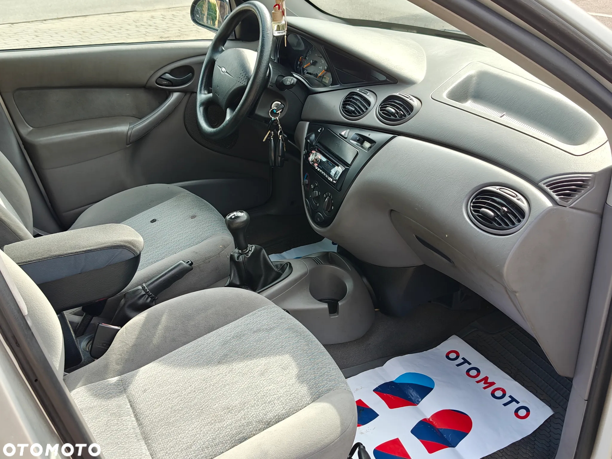 Ford Focus 1.8 Ambiente - 7