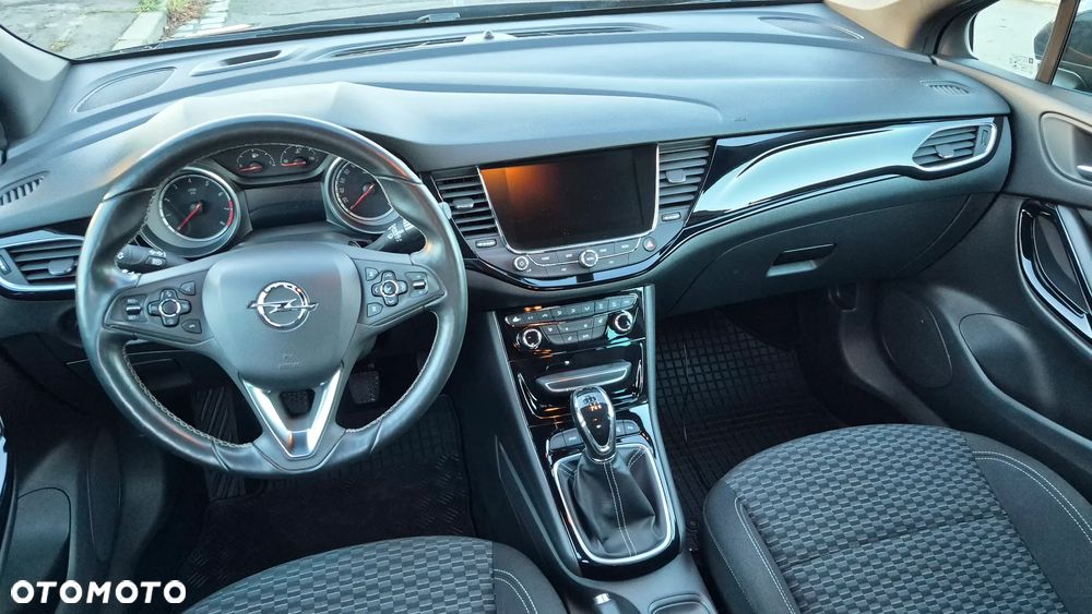 Opel Astra V 1.4 T Dynamic - 11