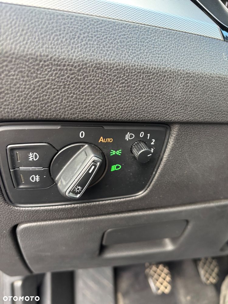 Volkswagen Passat Variant 2.0 TDI BMT Comfortline - 14