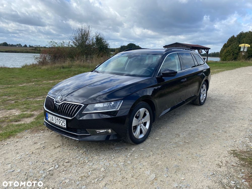 Skoda Superb 2.0 TDI Ambition - 2