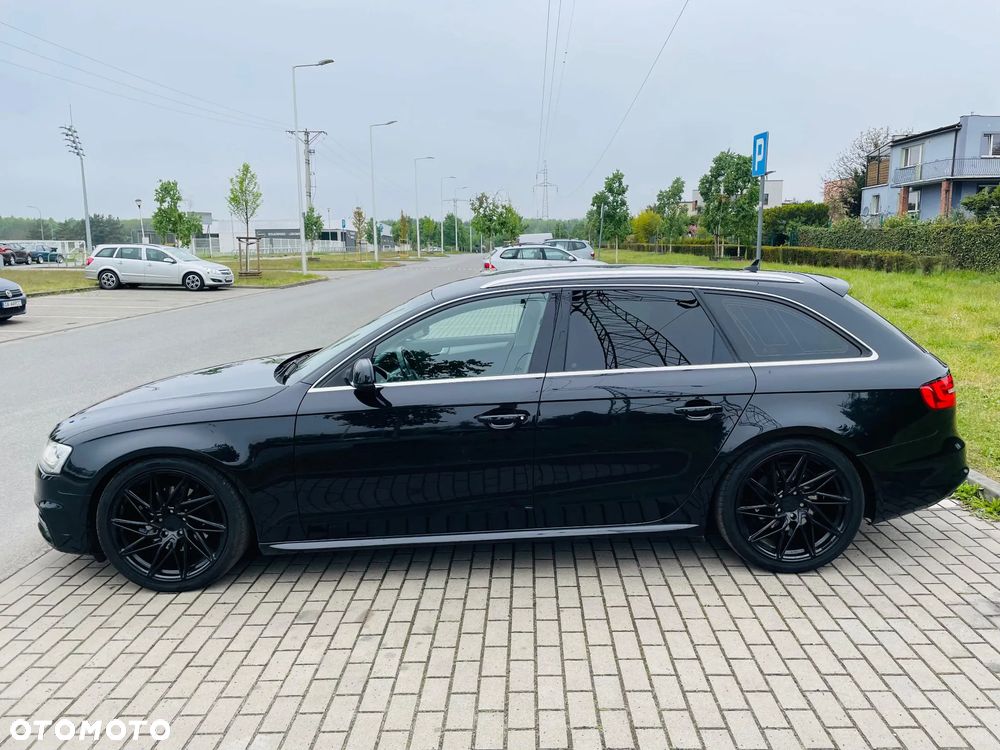 Audi A4 Avant 2.0 TDI DPF quattro S tronic S line Sportpaket - 3
