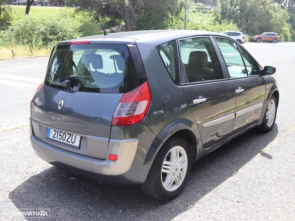 Renault Scénic 1.5 dCi Confort - 2