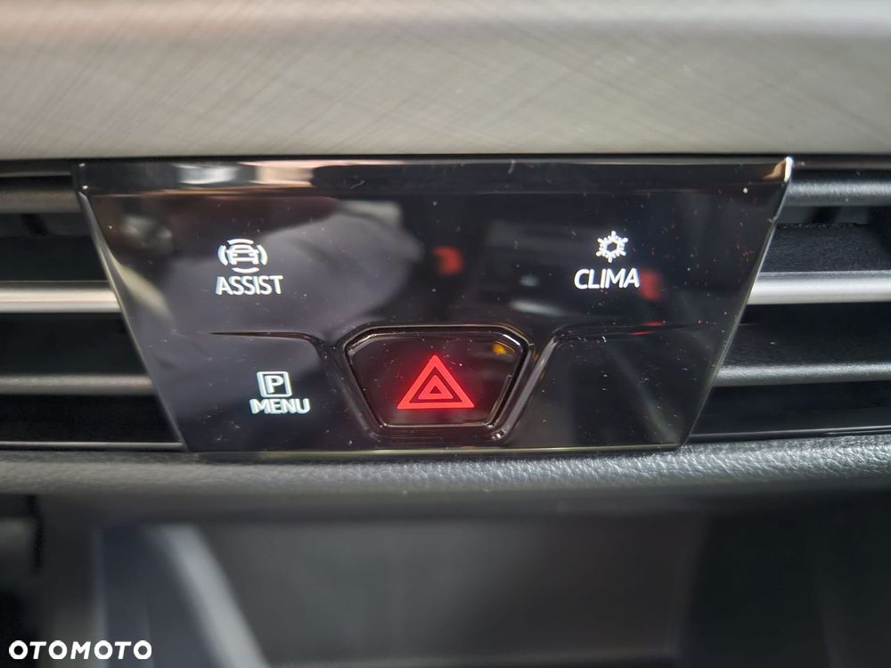 Volkswagen Golf Variant - 17
