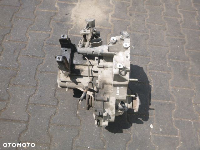 MANUALNA SKRZYNIA BIEGÓW SKODA FABIA I 1.4 MPI FNK - 4