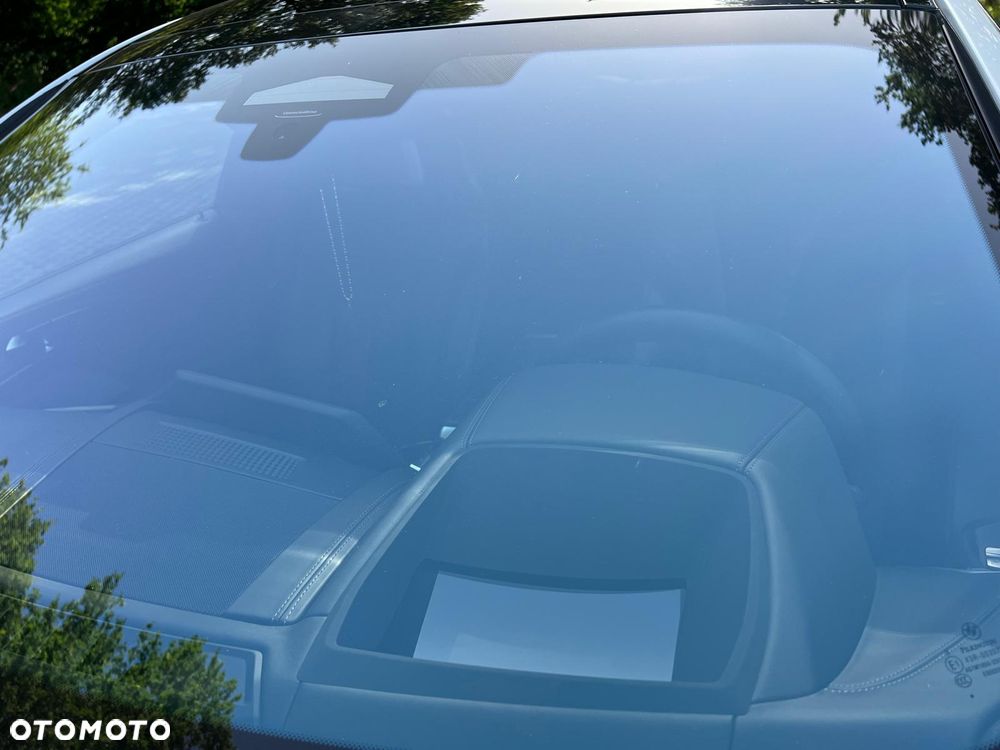 BMW Seria 8 - 34