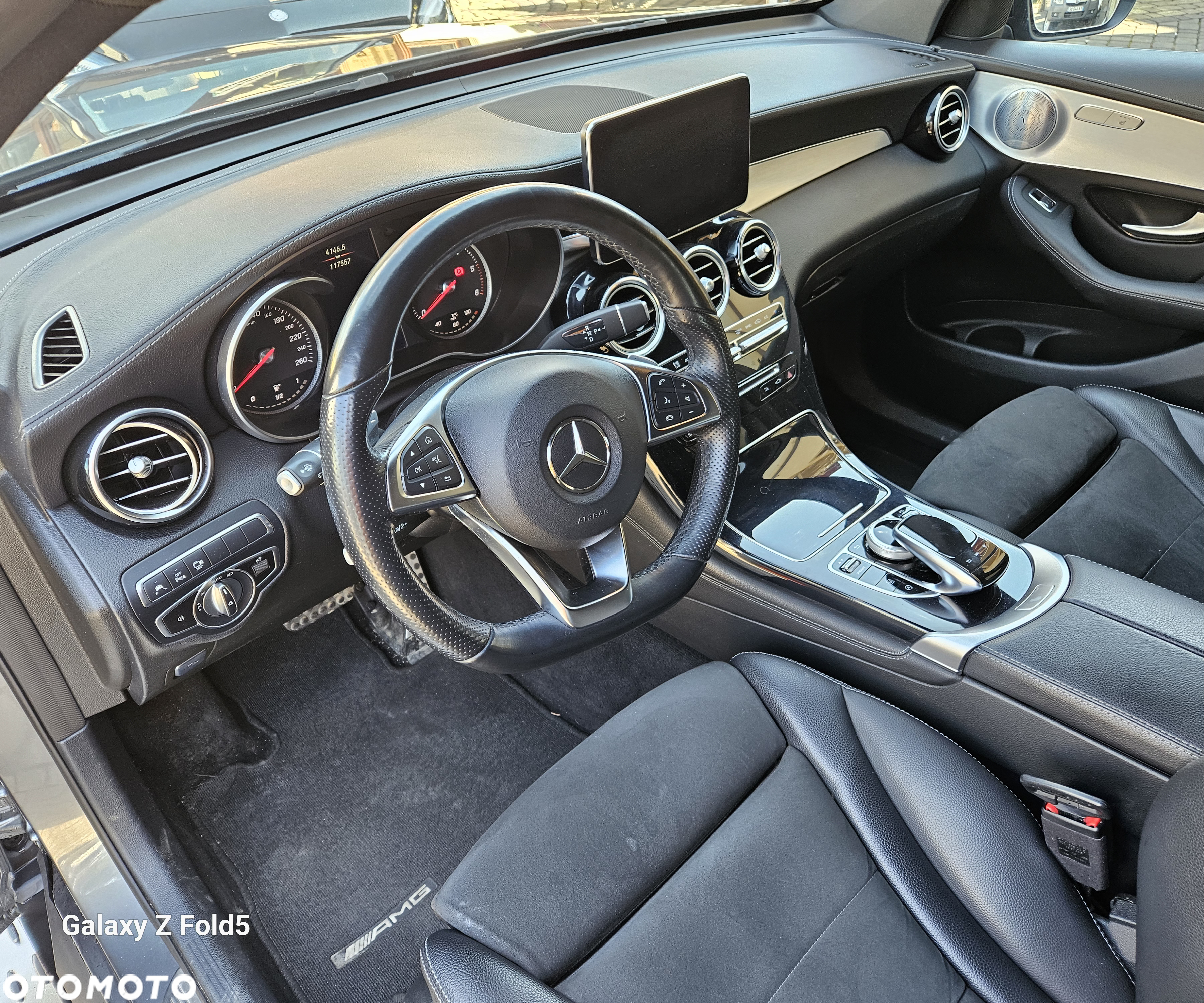 Mercedes-Benz GLC 250 d Coupe 4Matic 9G-TRONIC AMG Line - 15