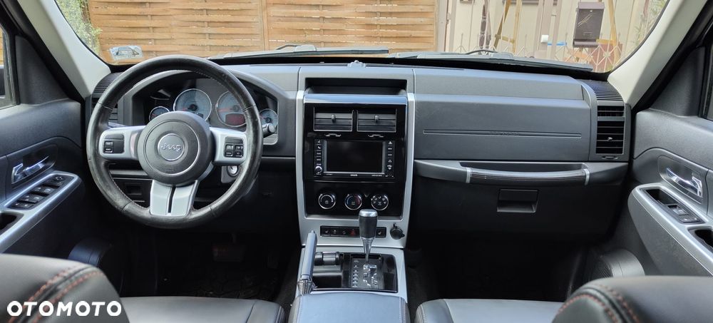 Jeep Liberty 3.7 4x4 - 5