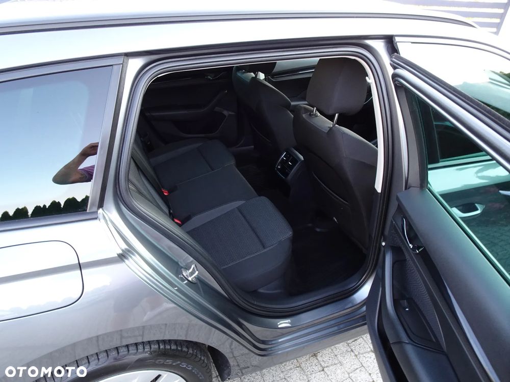 Skoda Octavia 2.0 TDI Ambition - 15