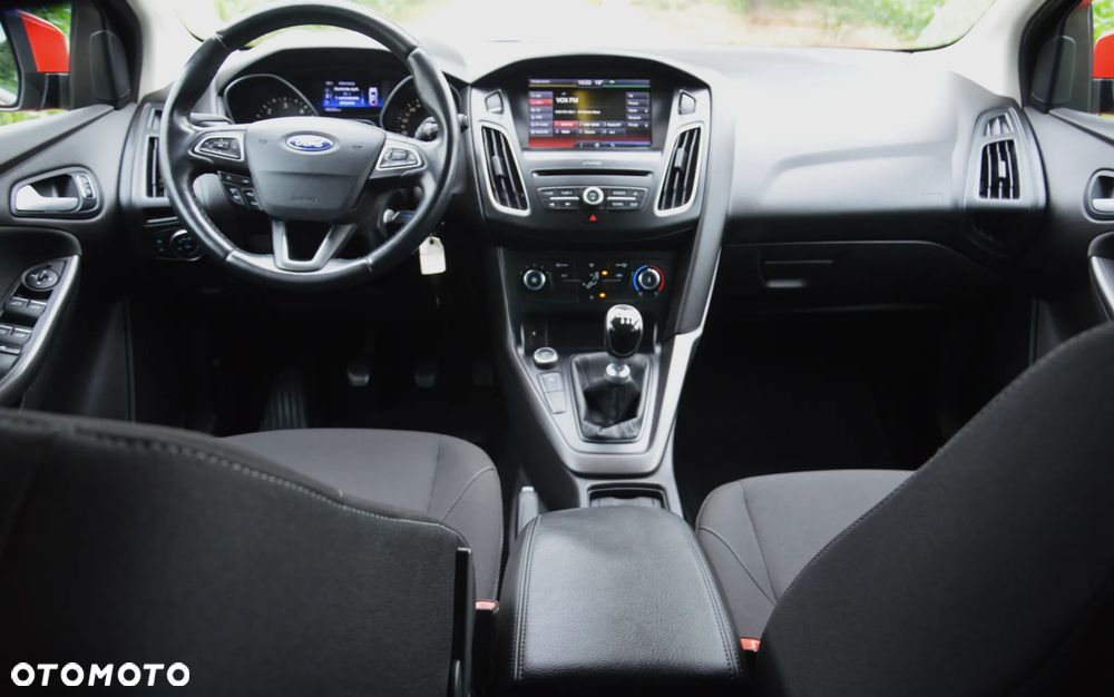 Ford Focus - 20
