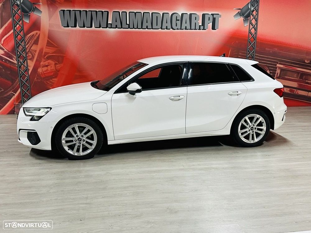 Audi A3 Sportback 40 TFSIe Advanced - 2