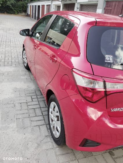 Toyota Yaris 1.5 Premium - 5