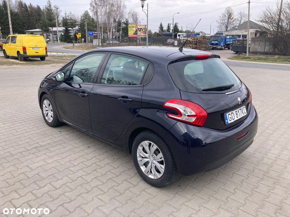 Peugeot 208 1.2 PureTech Style - 6