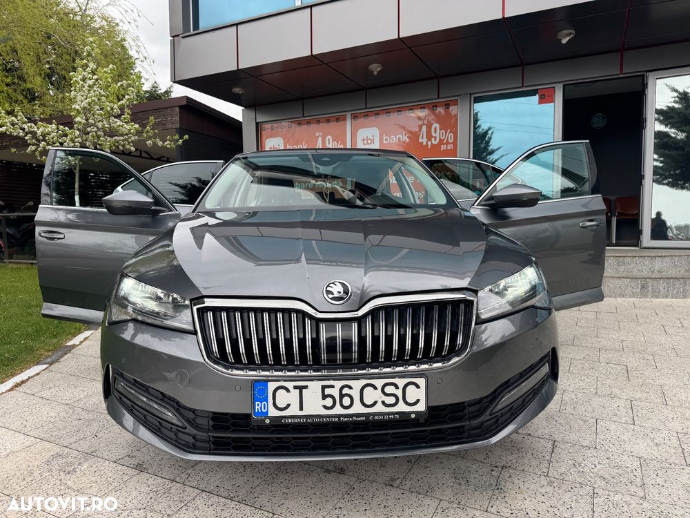 Skoda Superb 2.0 TDI DSG Premium Edition - 26