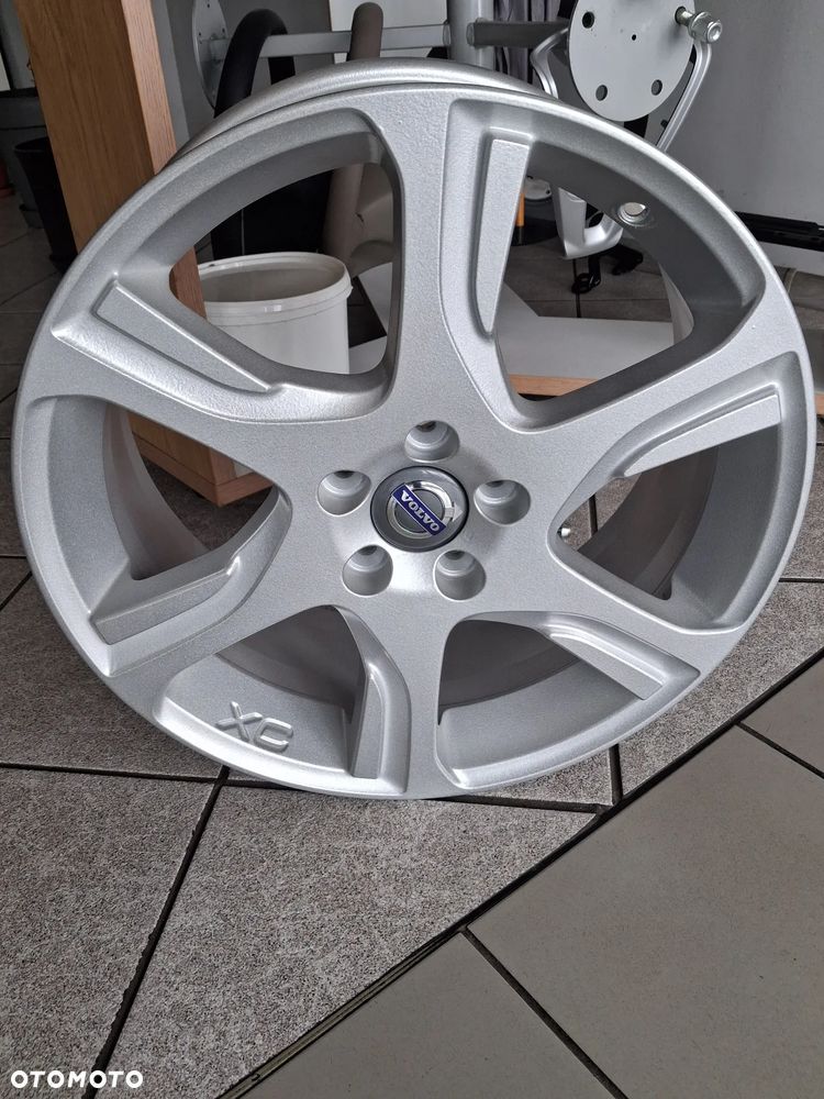 Felgi aluminiowe Volvo XC70 XC60 18'' ideał nienaprawiane - 1