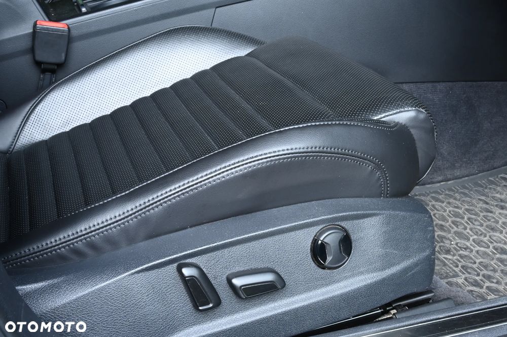 Volkswagen Passat 2.0 TDI Bi-Turbo BMT 4Mot Highline DSG - 21