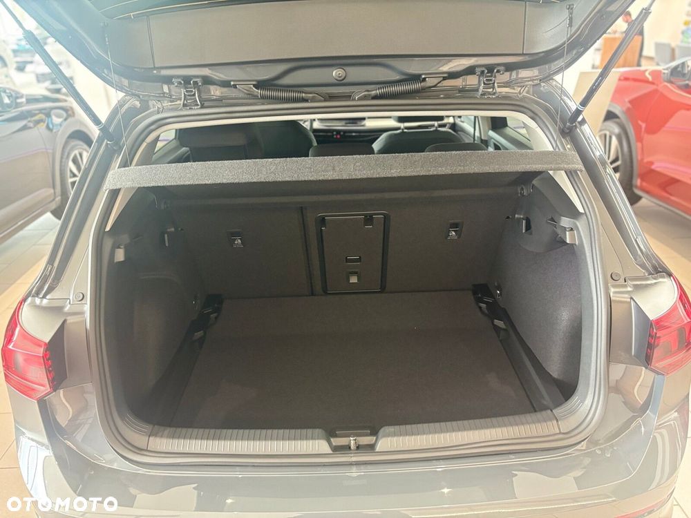 Volkswagen Golf - 17