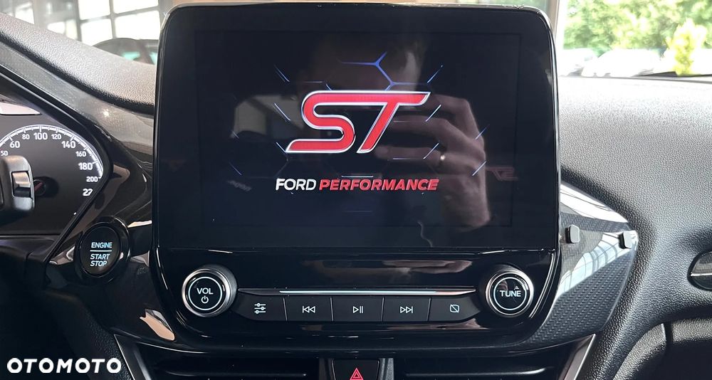 Ford Fiesta 1.5 EcoBoost S&S ST - 14
