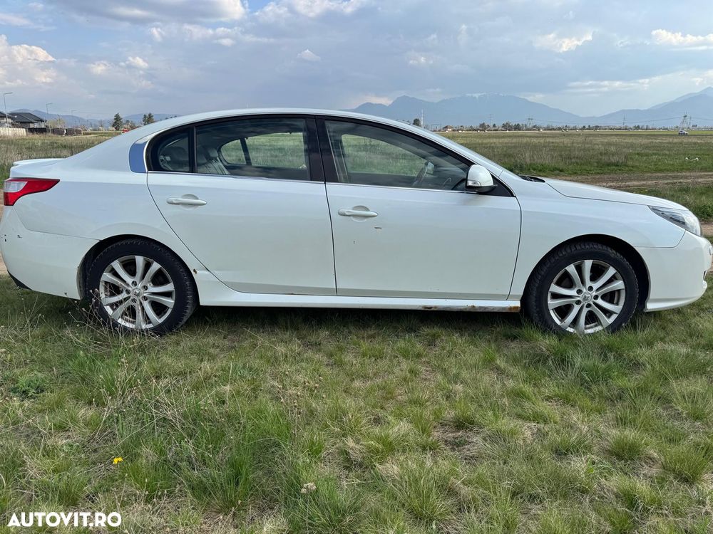 Renault Latitude 2.0 dCi Luxury CVA - 3