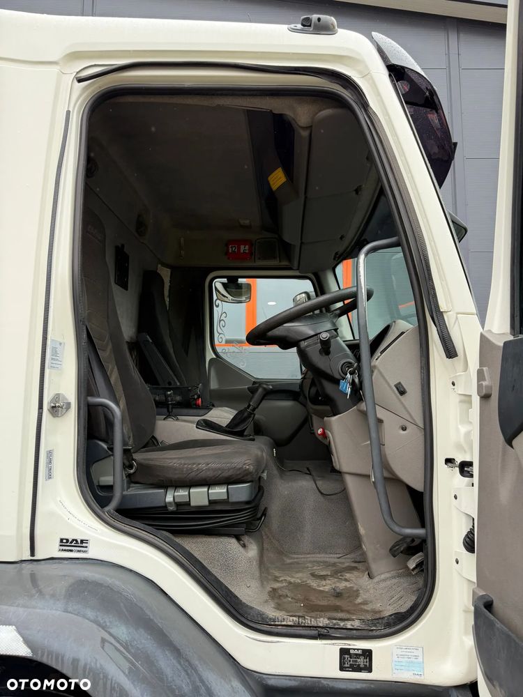 DAF LF CF 55.220 // ANGLIK // skrzynia z żurawiem HIAB 111 B-2 DUO // HDS żuraw dzwig kran Krane - 25