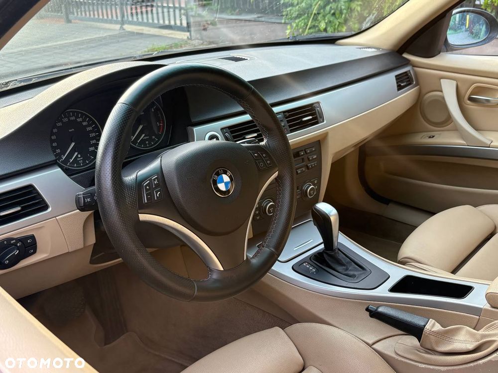 BMW Seria 3 320d DPF - 6