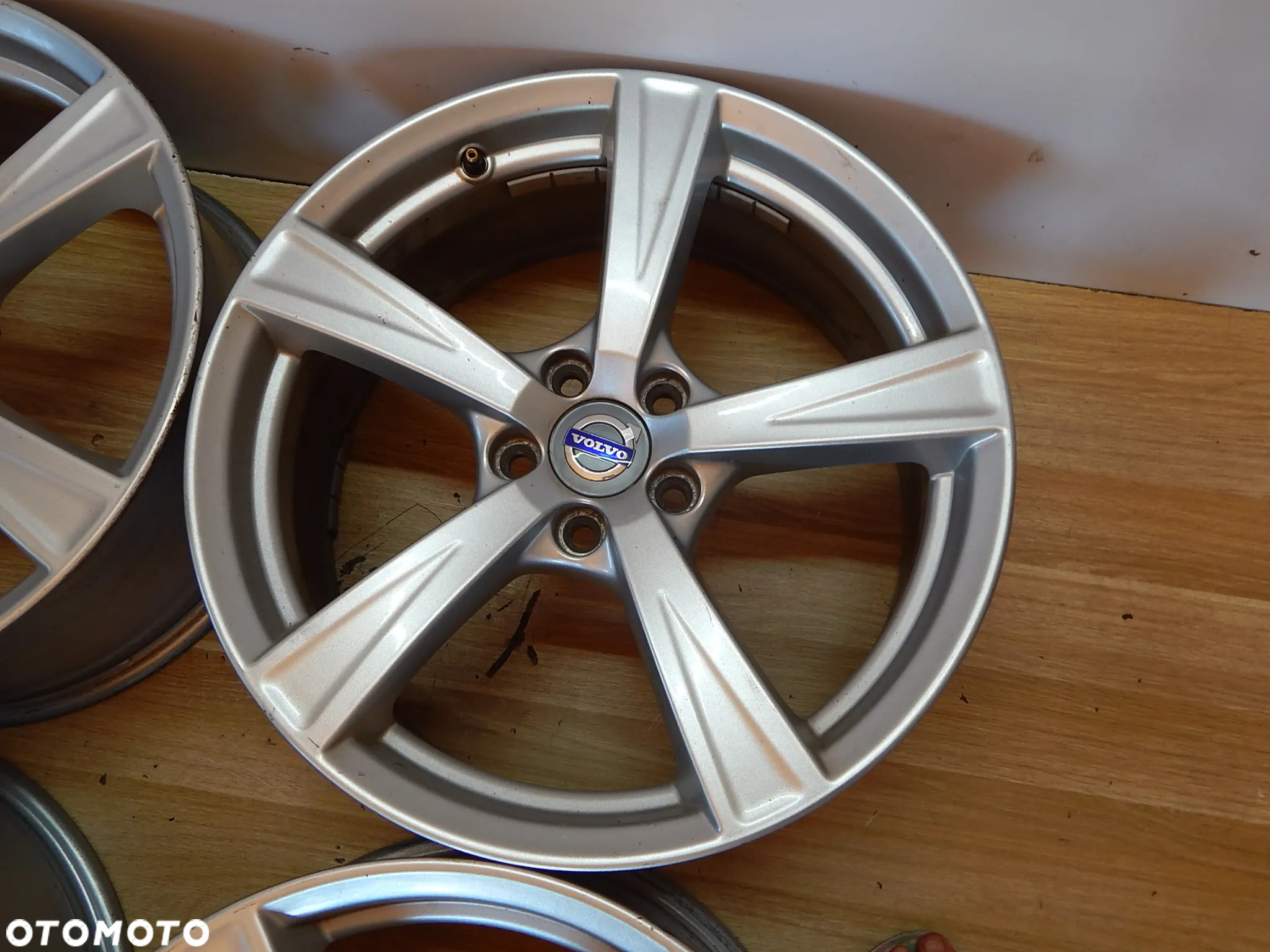 Felga felgi alufelgi 18" R18 Volvo XC60 I xc90 v70 xc70 v60 08-17 Łuków części - 4