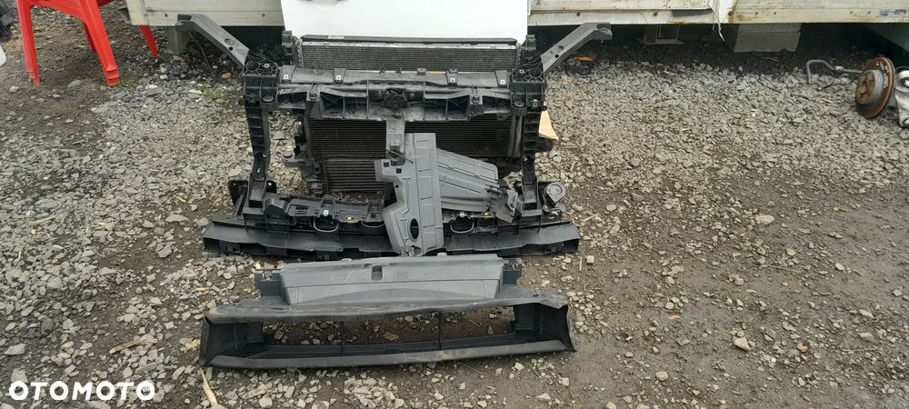 RENAULT TRAFIC III VIVARO B 1.6 DCI PRZEDNI PAS KOMPLET CHŁODNIC - 1