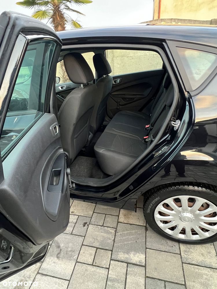 Ford Fiesta 1.5 TDCi ST&St Titanium - 14