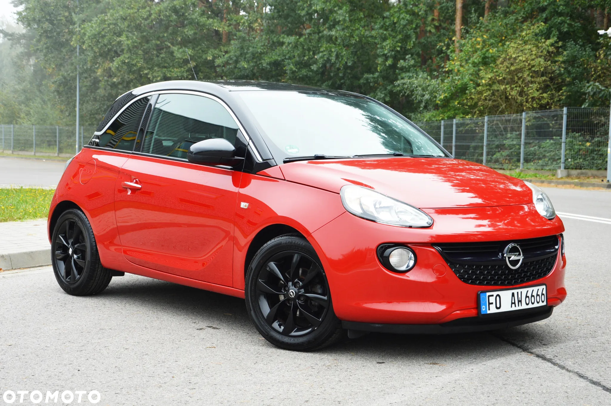 Opel Adam 1.2 Black Jack S&S - 6