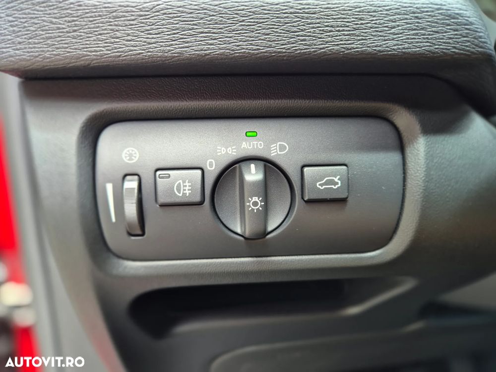 Volvo V40 T2 Inscription - 21