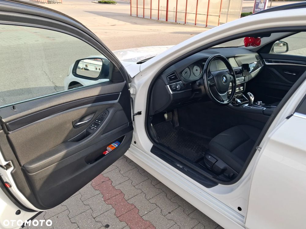 BMW Seria 5 - 10