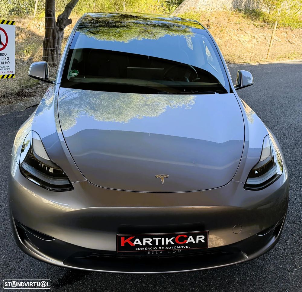 Tesla Model Y Long Range Dual Motor AWD - 10