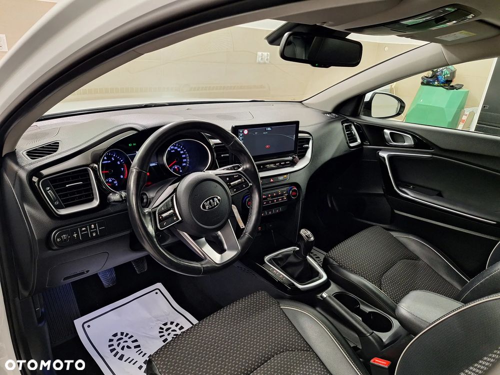 Kia XCeed 1.4 T-GDI OPF JBL SOUND EDITION - 18