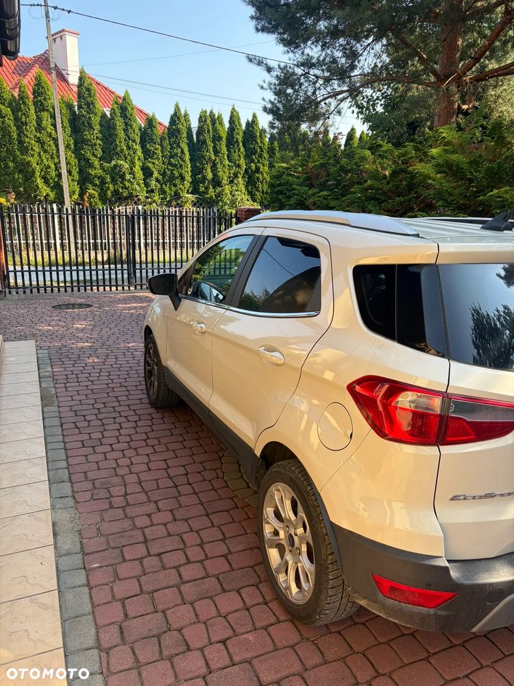 Ford EcoSport - 3