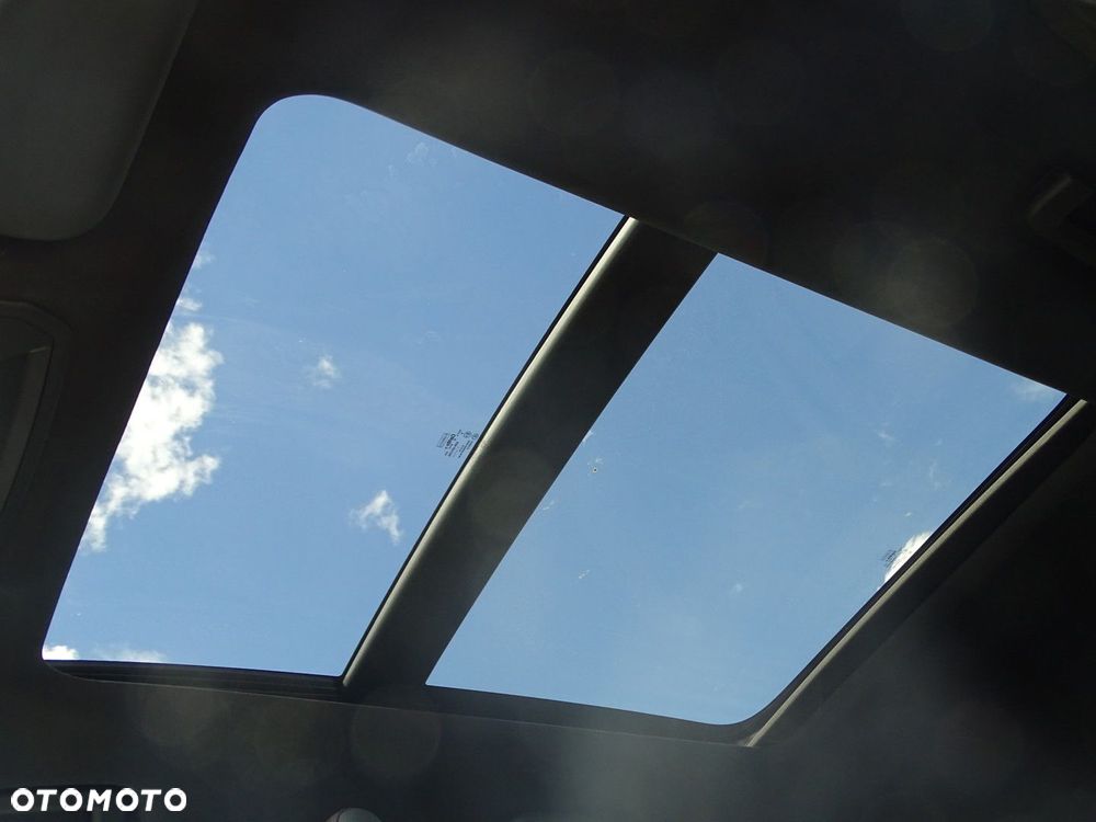 Ford Kuga - 34
