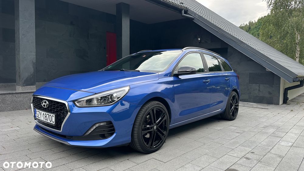 Hyundai i30 1.6 CRDi BlueDrive Premium DCT - 1