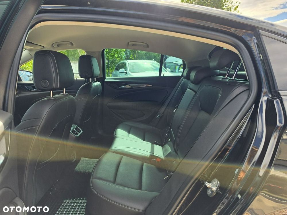 Opel Insignia 1.6 Exclusive - 28