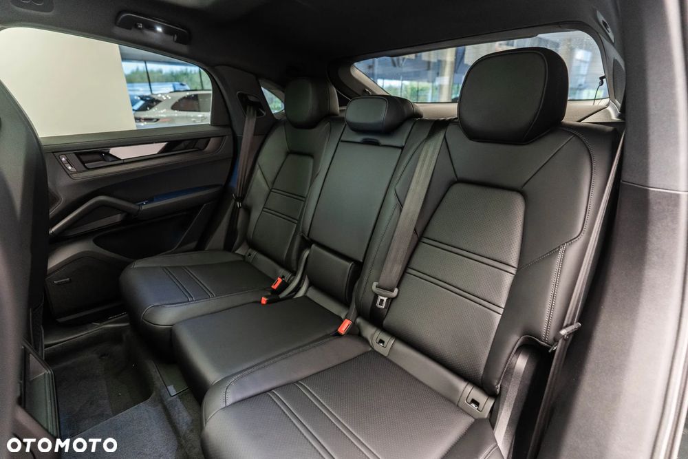 Porsche Cayenne Black Edition - 15