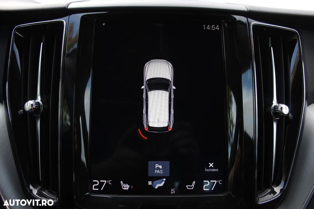 Volvo XC 60 D4 AWD Momentum - 29